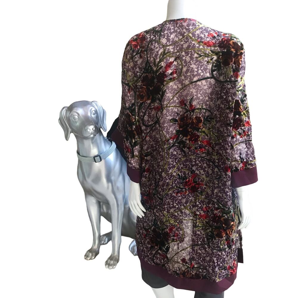 Band of Gypsies Floral Velvet Open Front Robe Cardigan Women's Size XS/S - Picture 3 of 8